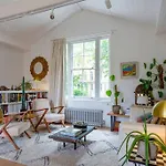 Peaceful And Quiet 1Br Cottage In Camberwell